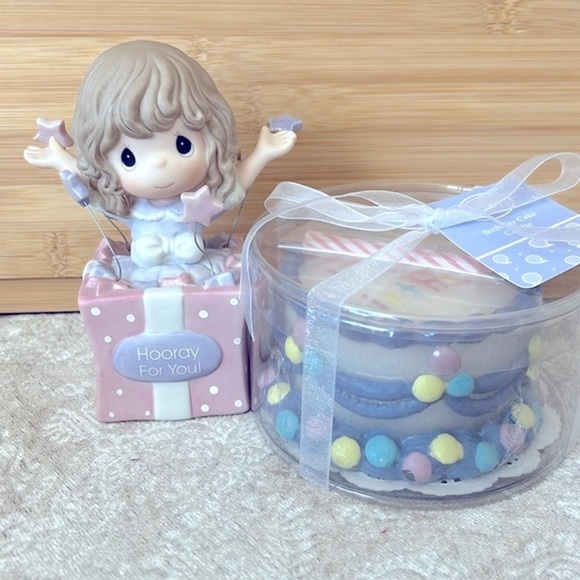 Brand New Precious Moments “Hooray for You” Giftbox Girl & Birthday Cake Candle - Picture 1 of 16